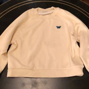 Soft sweatshirt that’s stylish with butterfly